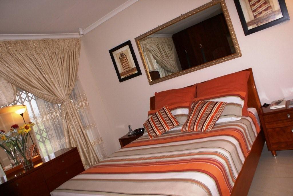 Ekhaya Lodge Pietermaritzburg Habitación foto